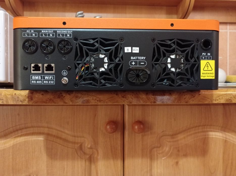 Інвертор Гібридний 6.2 kw 48v