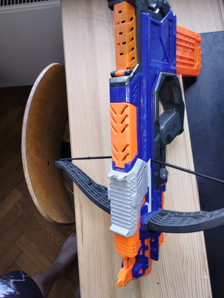 Nerf crossbolt 12szt amunicji