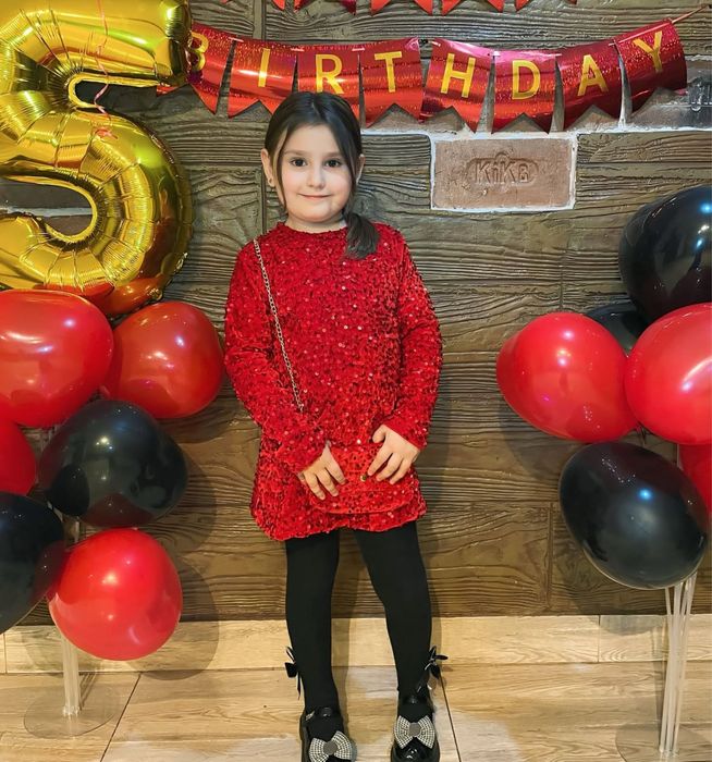 Сукня для дівчинки