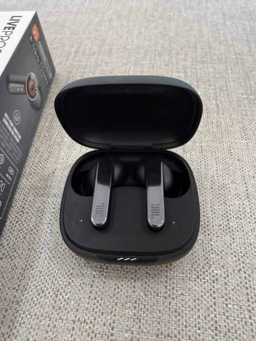 JBL Live pro 2 tws