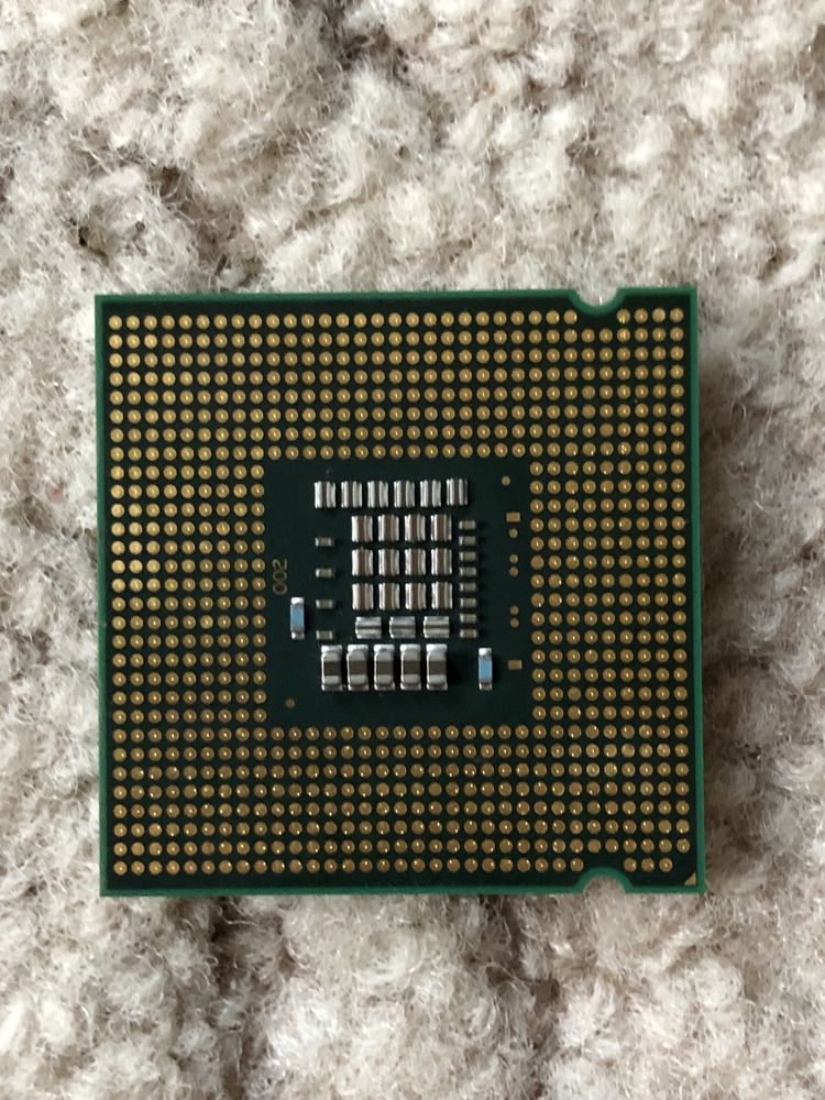 Процесор  intel core 2 duo E8400