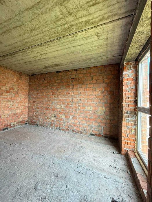 Продається 2 кімнатна квартира в новобудові