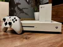 Xbox one S 1Tb + Pad + dysk zewnetrzny 1000Gb.