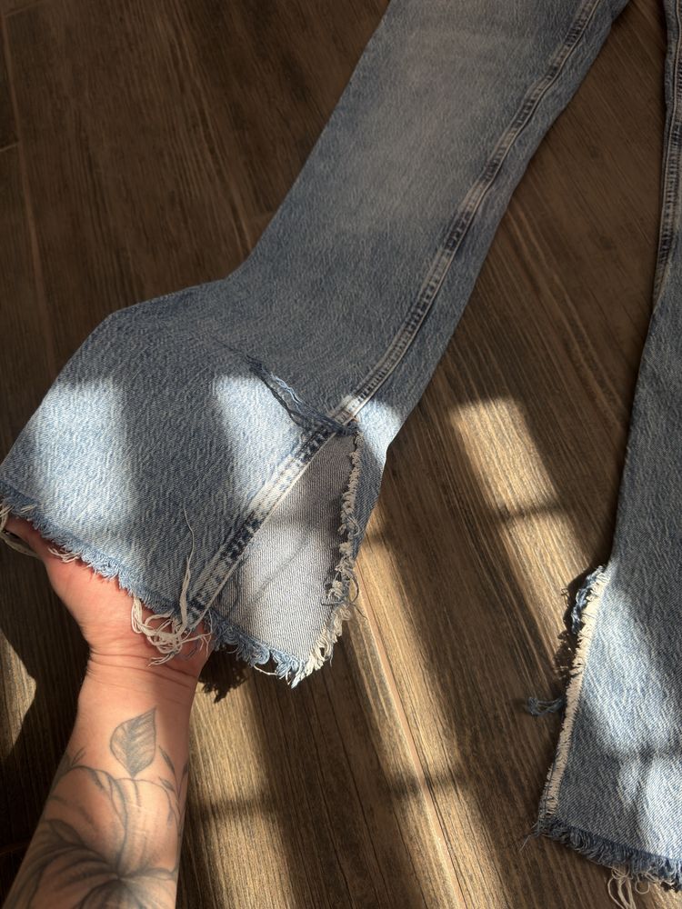 Трендові джинси zara з розрізами