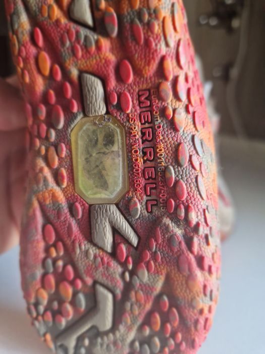 Tenis merrell tamanho 26