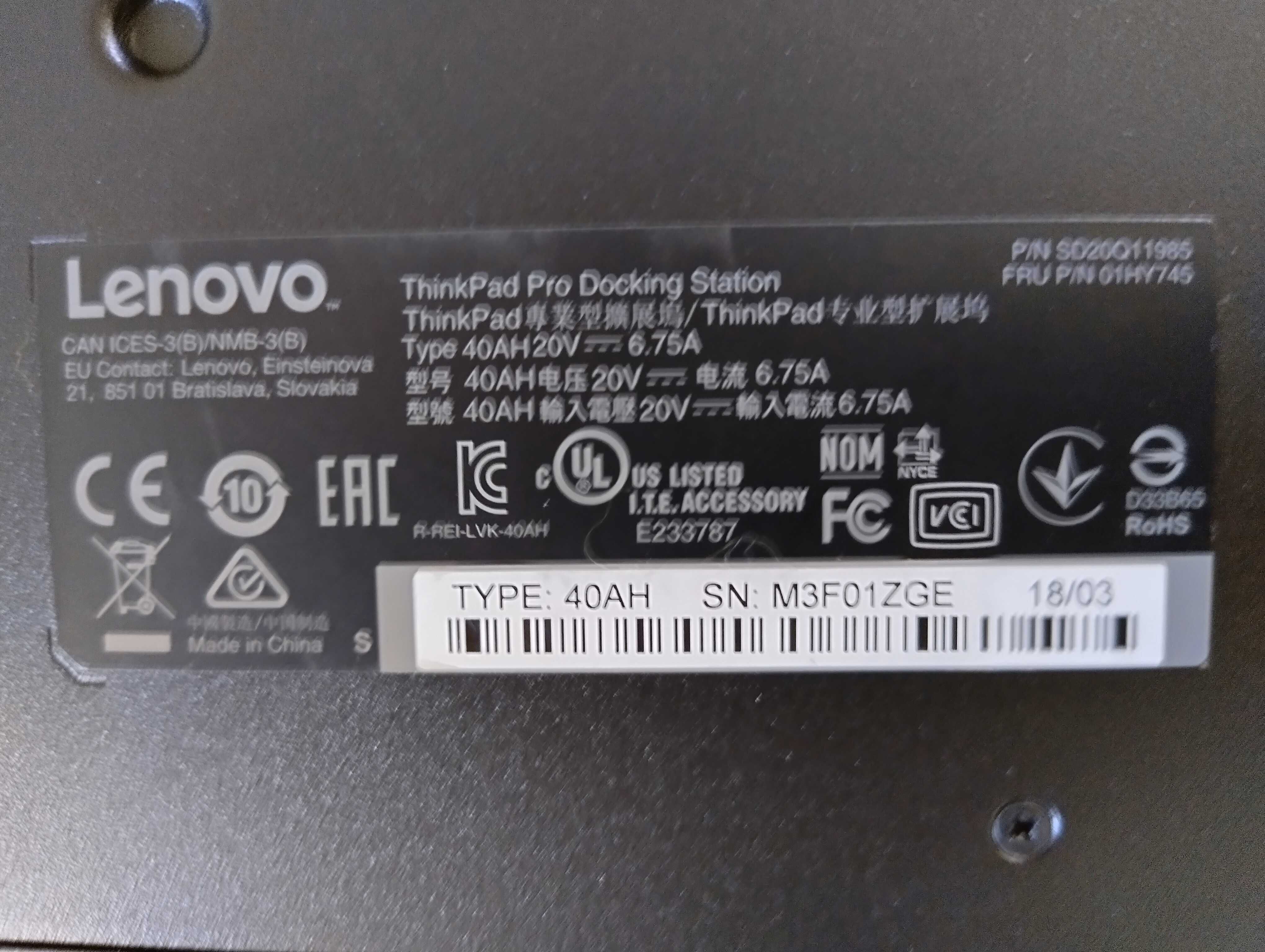 Lenovo - Thinkpad Pro Docking Station 40AH