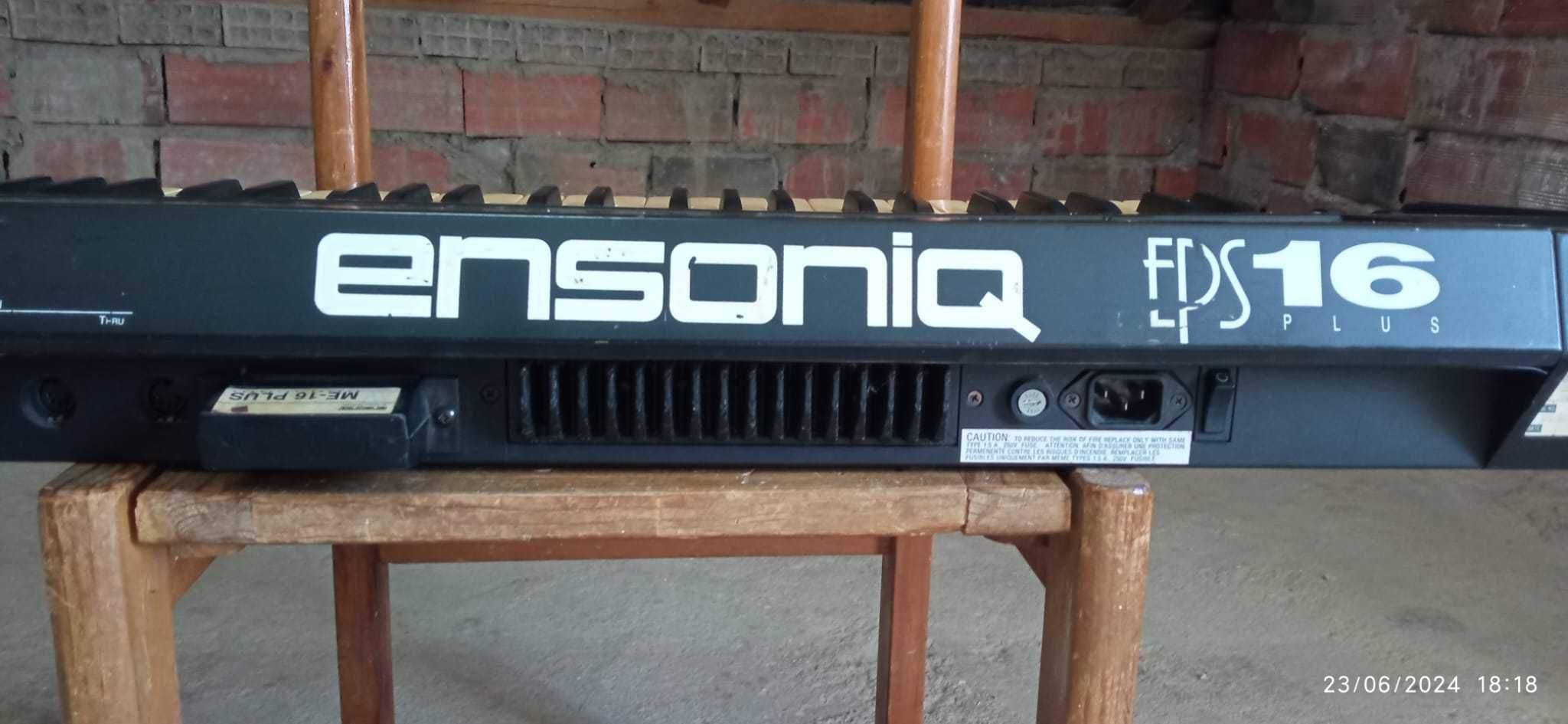 Sampler/Synth Vintage ENSONIQ EPS 16 PLUS - Raro e Funcional!