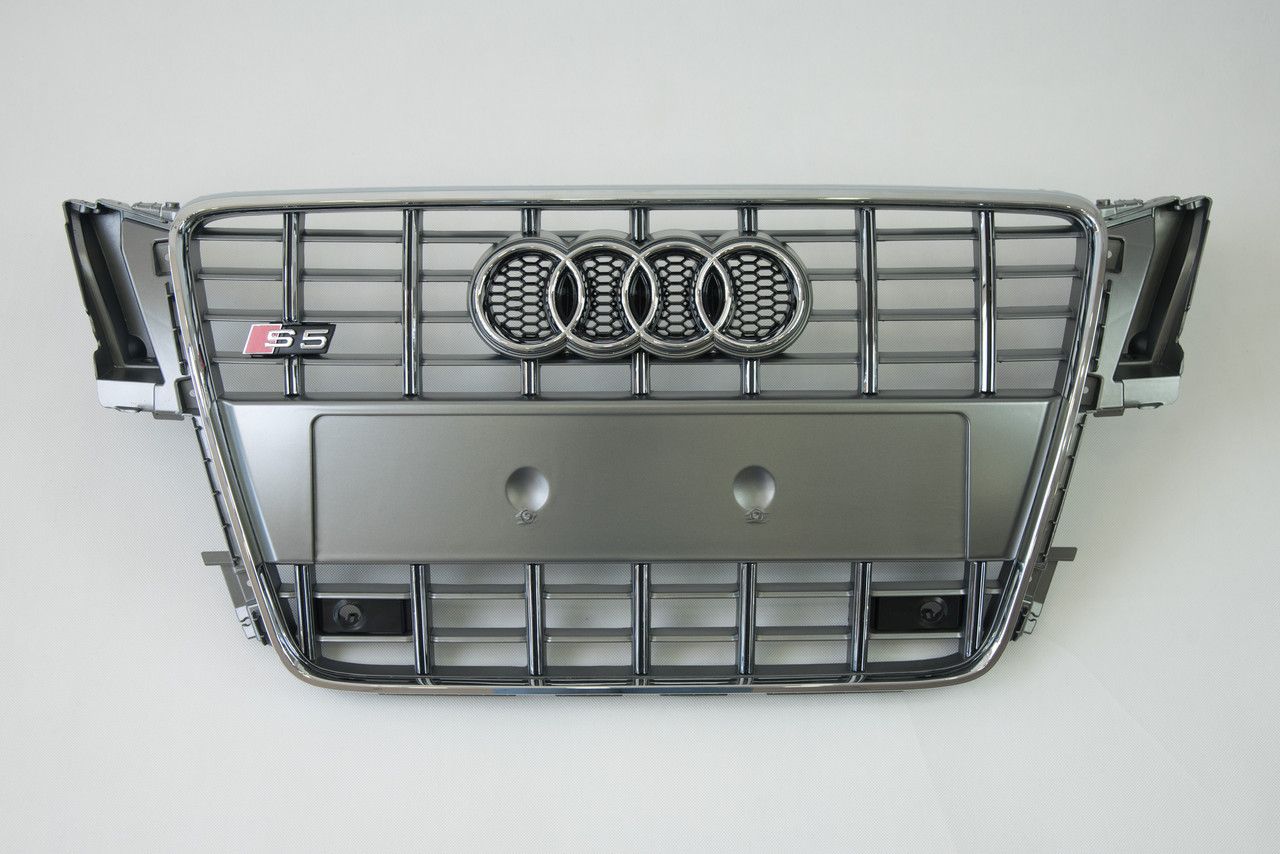 Решетка радиатора Audi A5 2007-2011 Серая с хромом в стиле S-Line