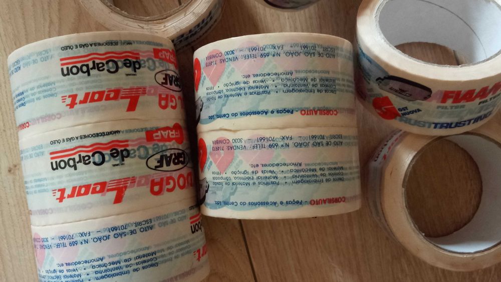 Fita adesiva (amarela )