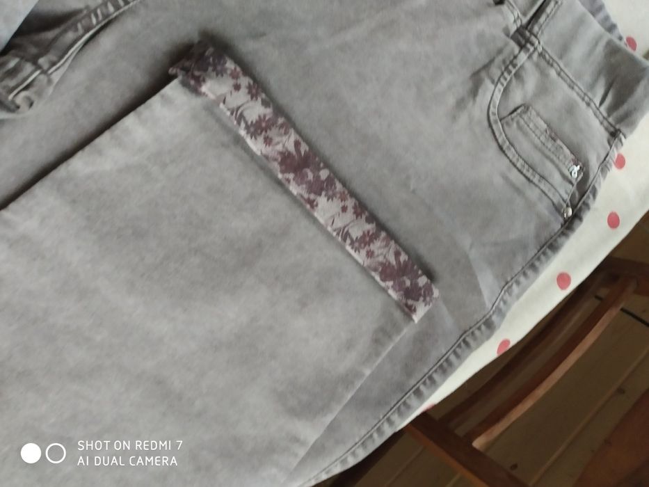 Продам штани джинси