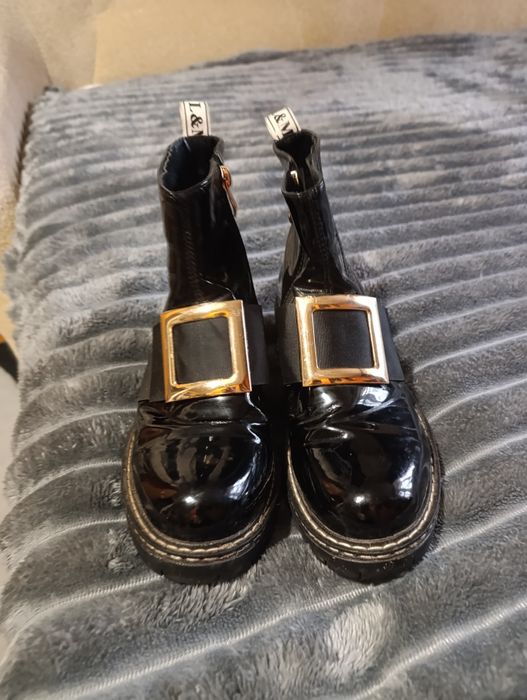 Продам полуботінки