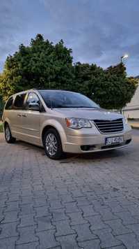 Chrysler town & country