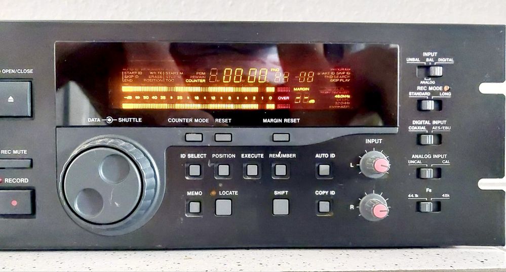 TASCAM DA-30 MK II Magnetofon DAT Recorder