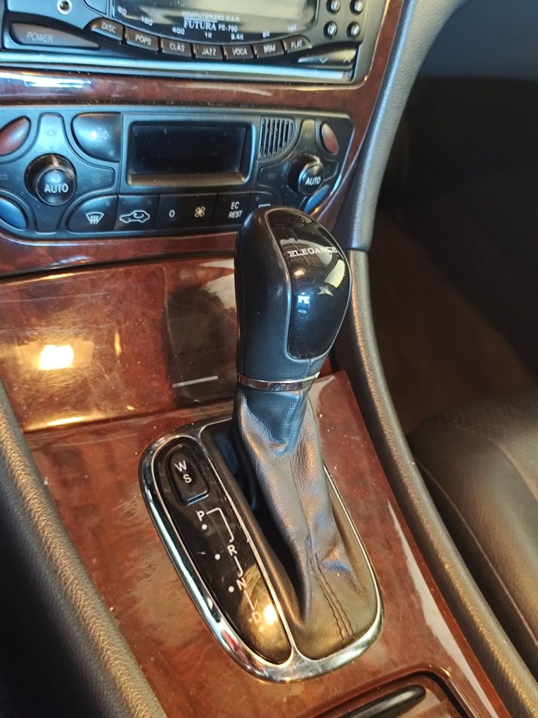 Mercedes C320 218cvs GPL 157mil KMS reais