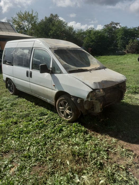 Фіат скудо.Пежо експерт.  Fiat Scudo