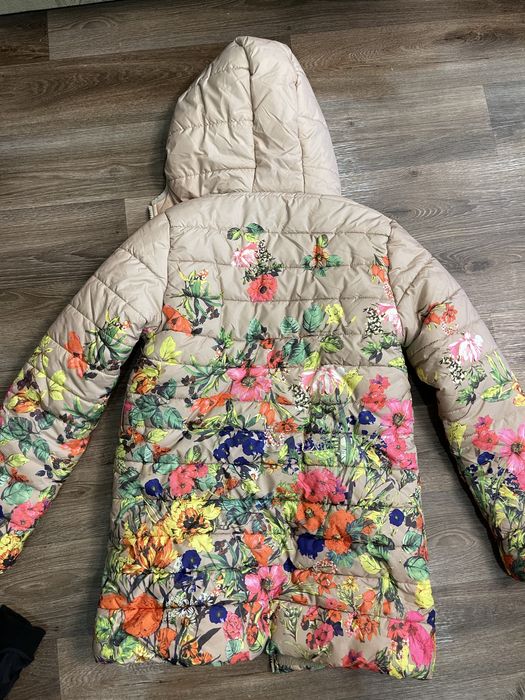 Куртка на девочку по супер цене!Теплая фабричная!