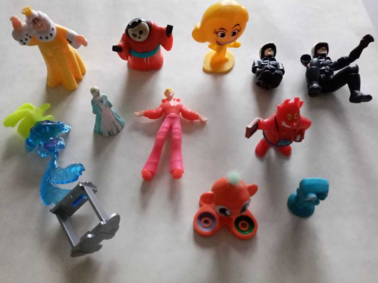 Игрушки из kinder сюрприза