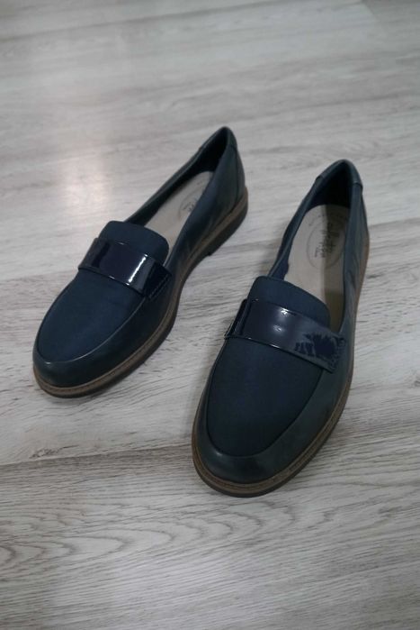 Оригінальні колекційні жіночі лофери Clarks