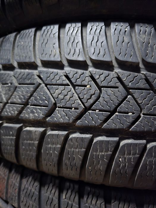 205/60R17 Pirelli Sottozero 3