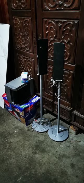 Vendo colunas de cinema com DVD