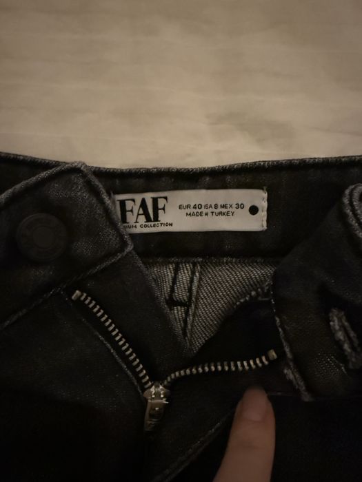 Джинсова спідниця,якісна