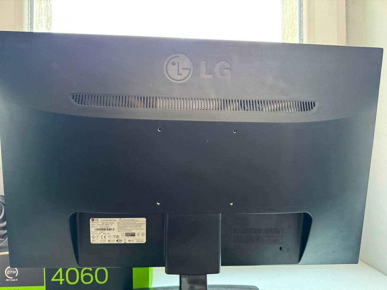 Монітор LG Flatron E2341T / 23" (1920x1080)