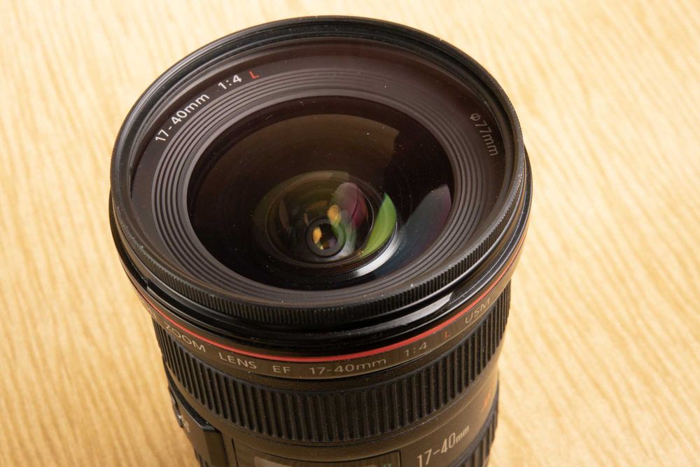 Canon EF 17-40 f4 L USM.