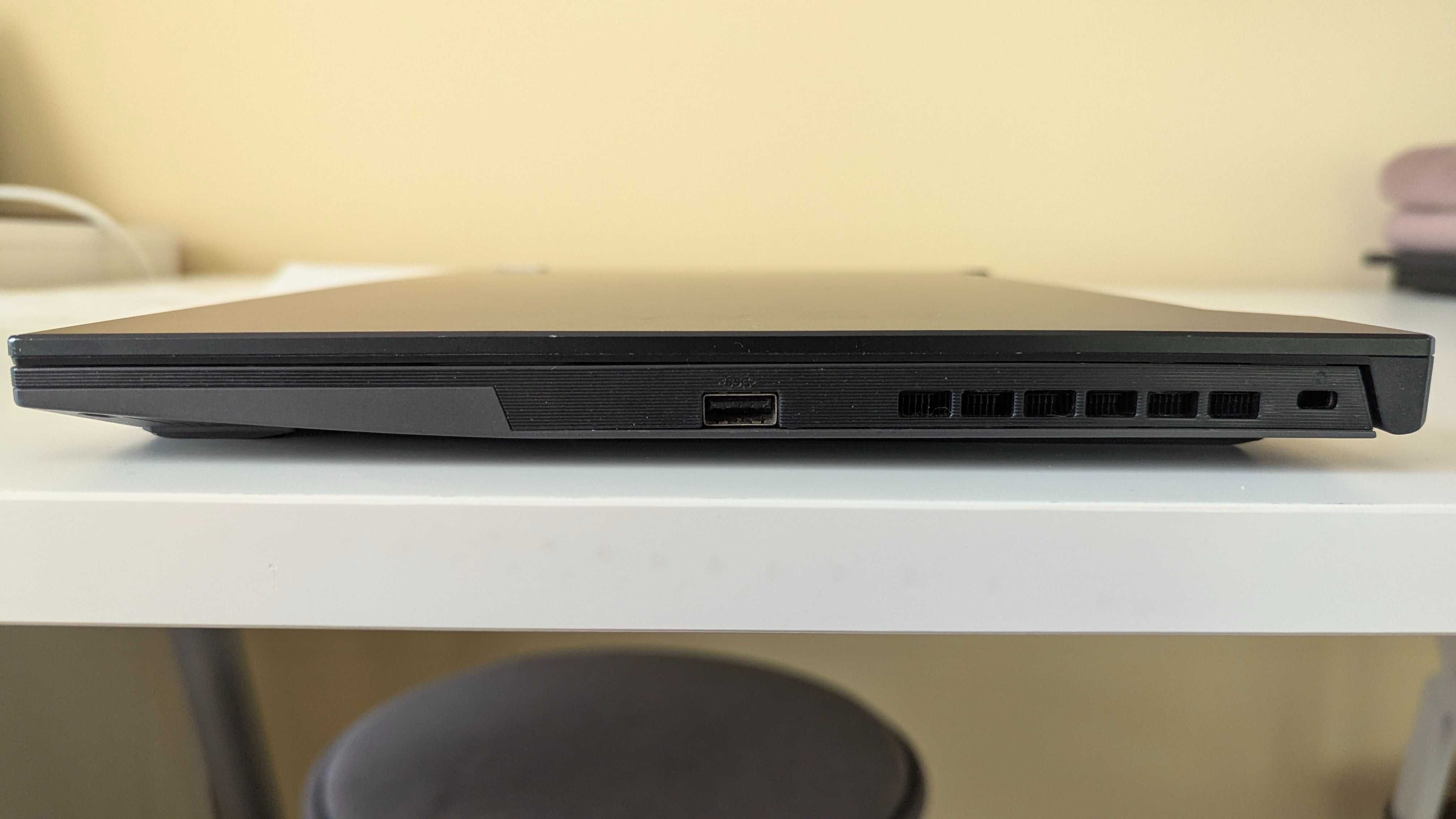 ASUS TUF Dash F15 (FX517ZC) - i5-12450H, RTX 3050, 24GB RAM, 512GB SSD