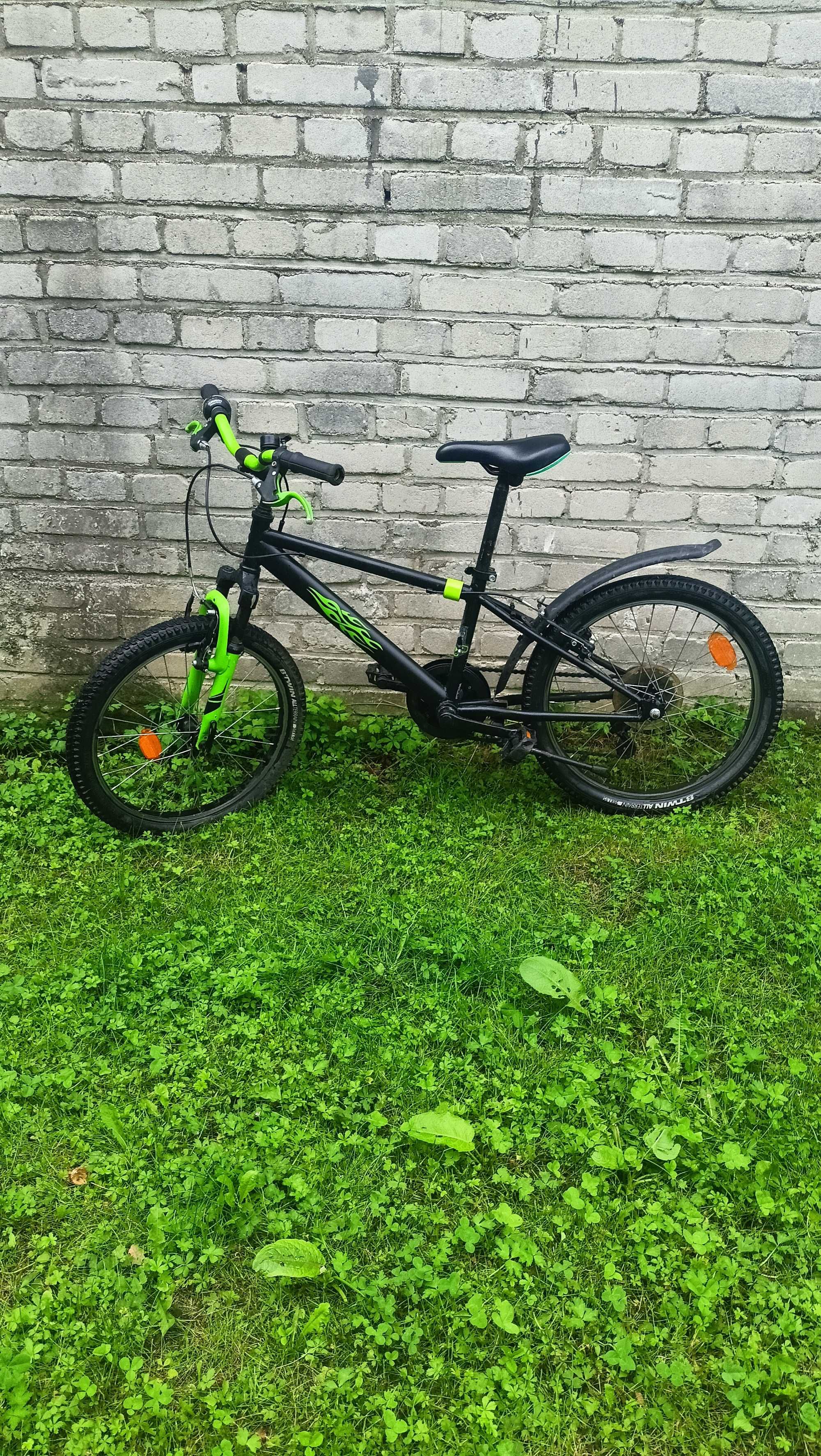 Rower dla dziecka chłopięcy B Twin 20"