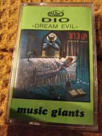 Kaseta MC audio amerykańskiej grupy heavy metalowej DIO pt .Dream Evil
