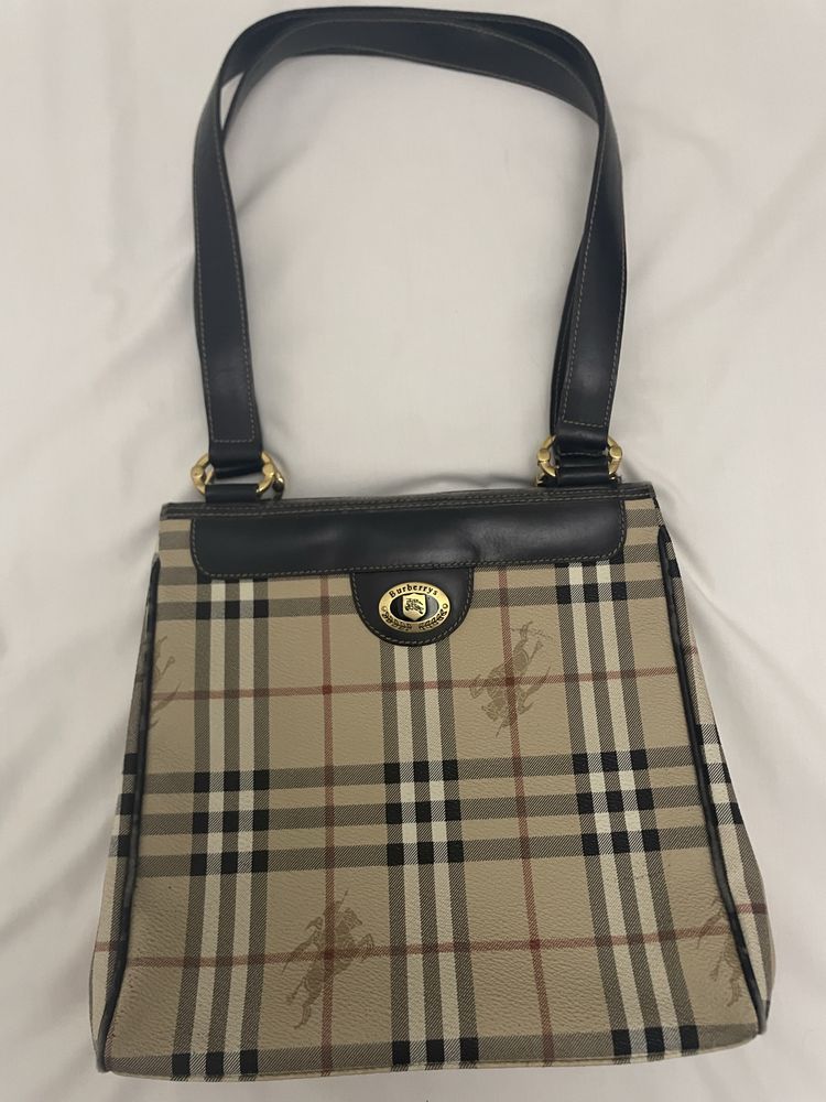 Mala burberry de senhora usada original