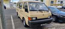 Mitsubishi L300 9 lugares