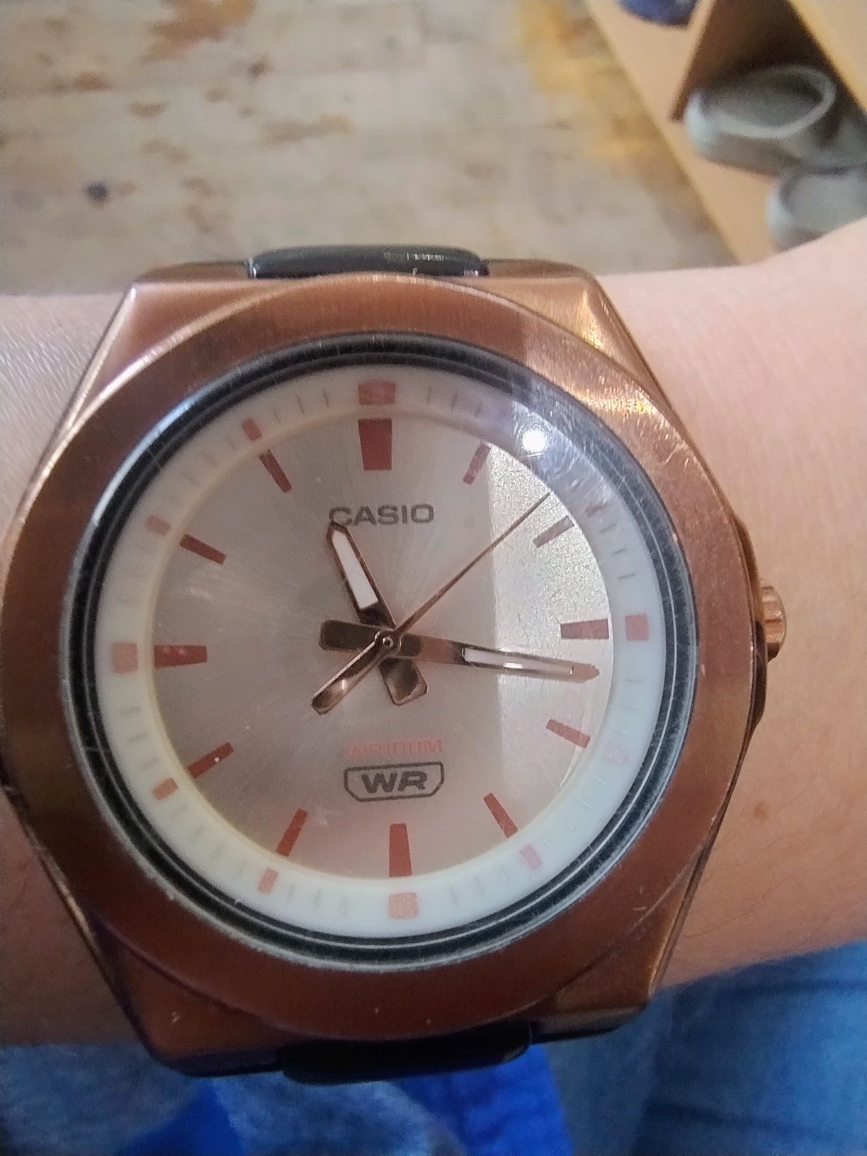 Часы Casio LWA 300M