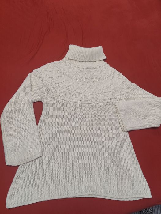 Светр для вагітних для зимової фотосесії