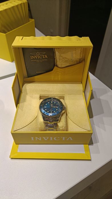 Invicta 18160, механизм Seiko