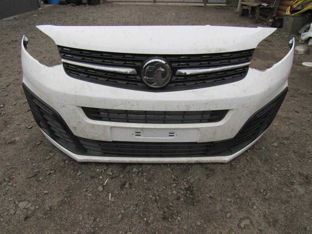 Бампер передній Opel Astra Corsa Combo Vivaro Meriva Movano