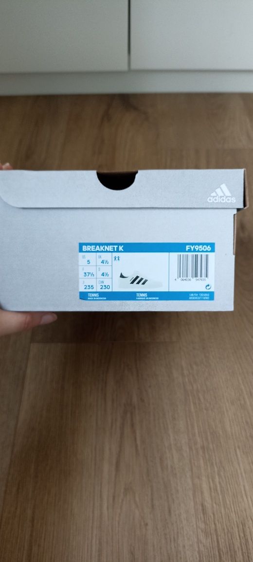 Ténis Adidas Breaknet