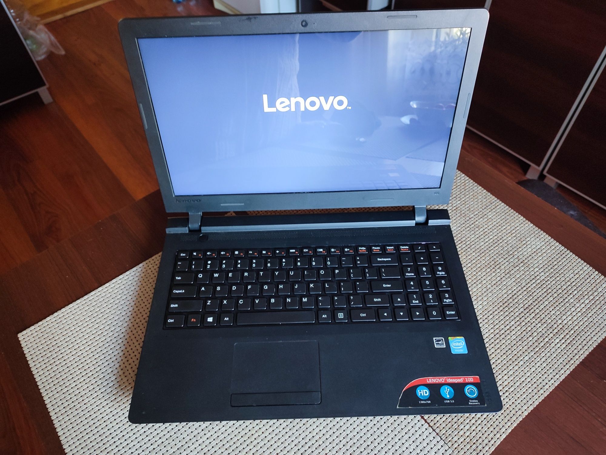 Laptop Lenovo 15 cali