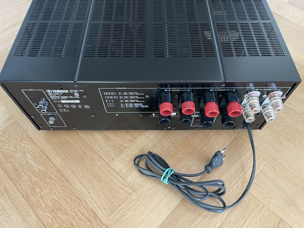 Koncowka mocy, wzmacniacz, Yamaha M40
