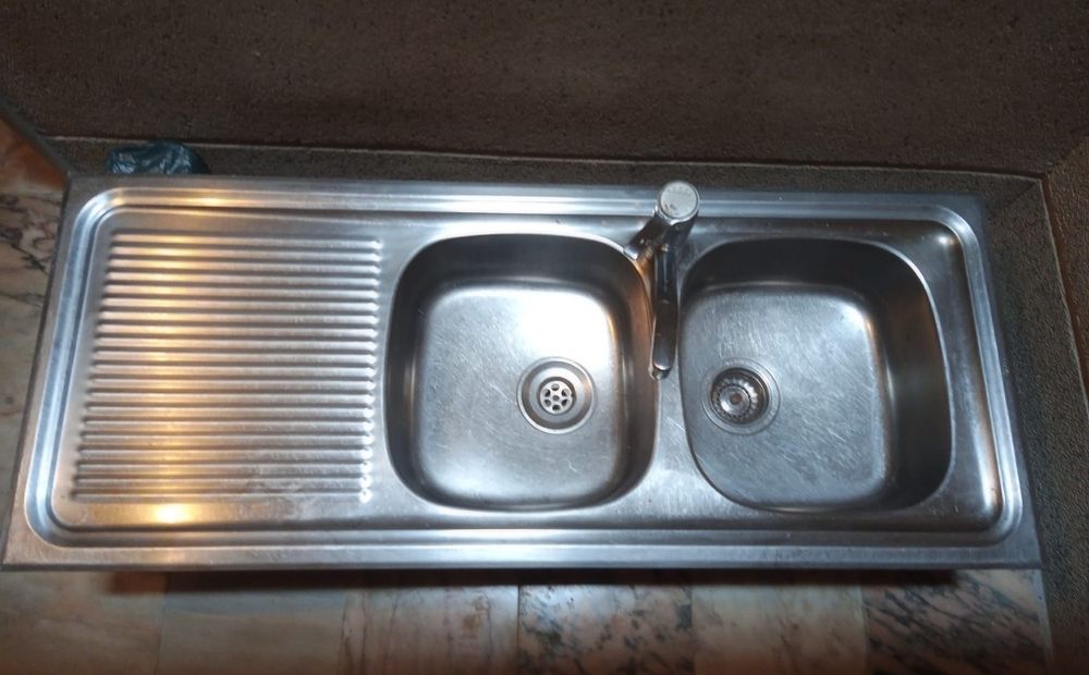 Lava loiça inox + torneira