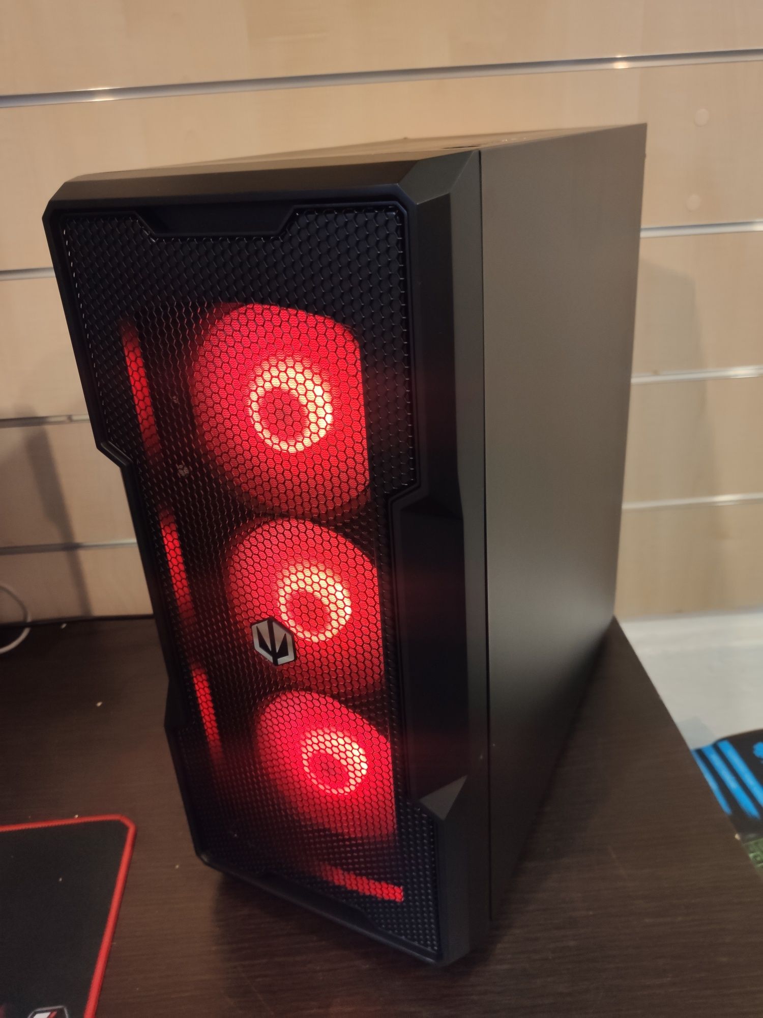 i7-13700K,LED Komputer do Gier,32GB DDR5,RTX 4070 Ti,SSD,Win 11 P