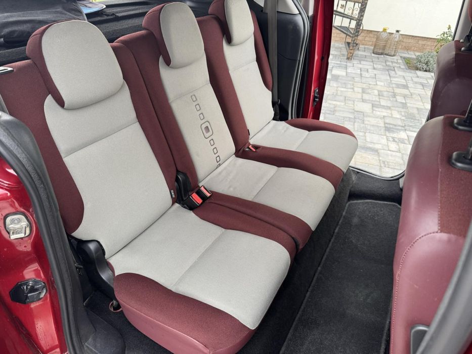 Citroen Berlingo original pass 2011