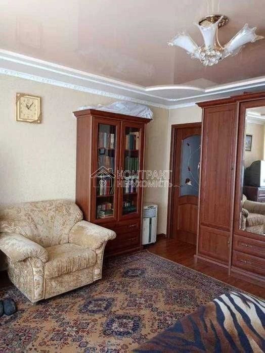 Продається велика 95 м. 3К квартира ХТЗ