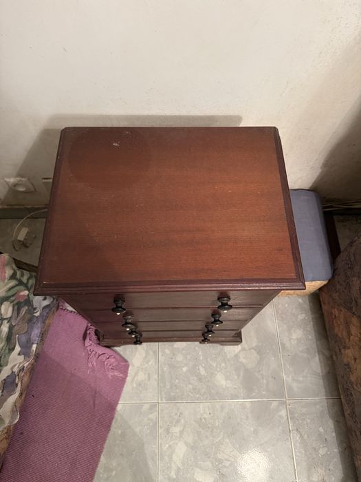 Movel para quarto ou sala