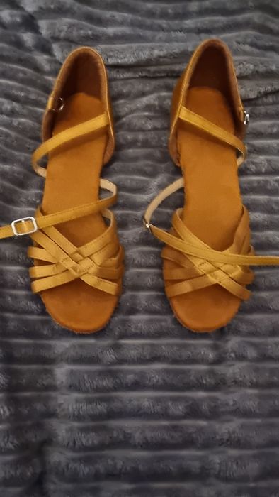 Nowe buty do tanca towarzyskiego roz 32
