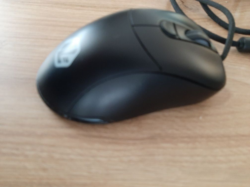 Myszka gamingowa Sharkoon Light2 100