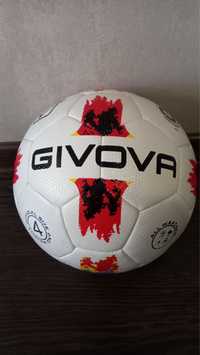 Продам футбольний Мяч Givova
