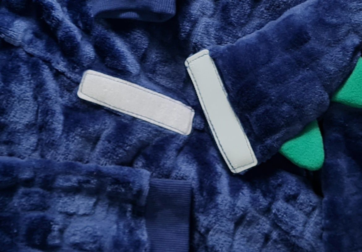 Kombinezon  ciepła piżama polar  NUTMEG smok 110cm 4-5lat SALE
