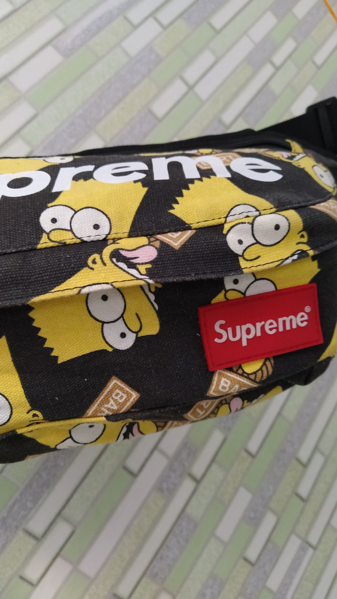 Велика бананка Supreme