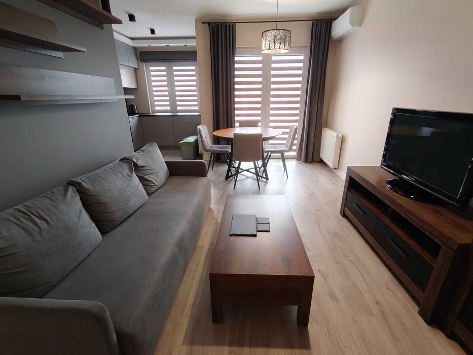 2-pokojowe mieszkanie z klimatyzacją i miejscem postojowym